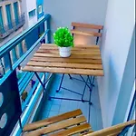 Climatise Avec Balcons Appartement Porto